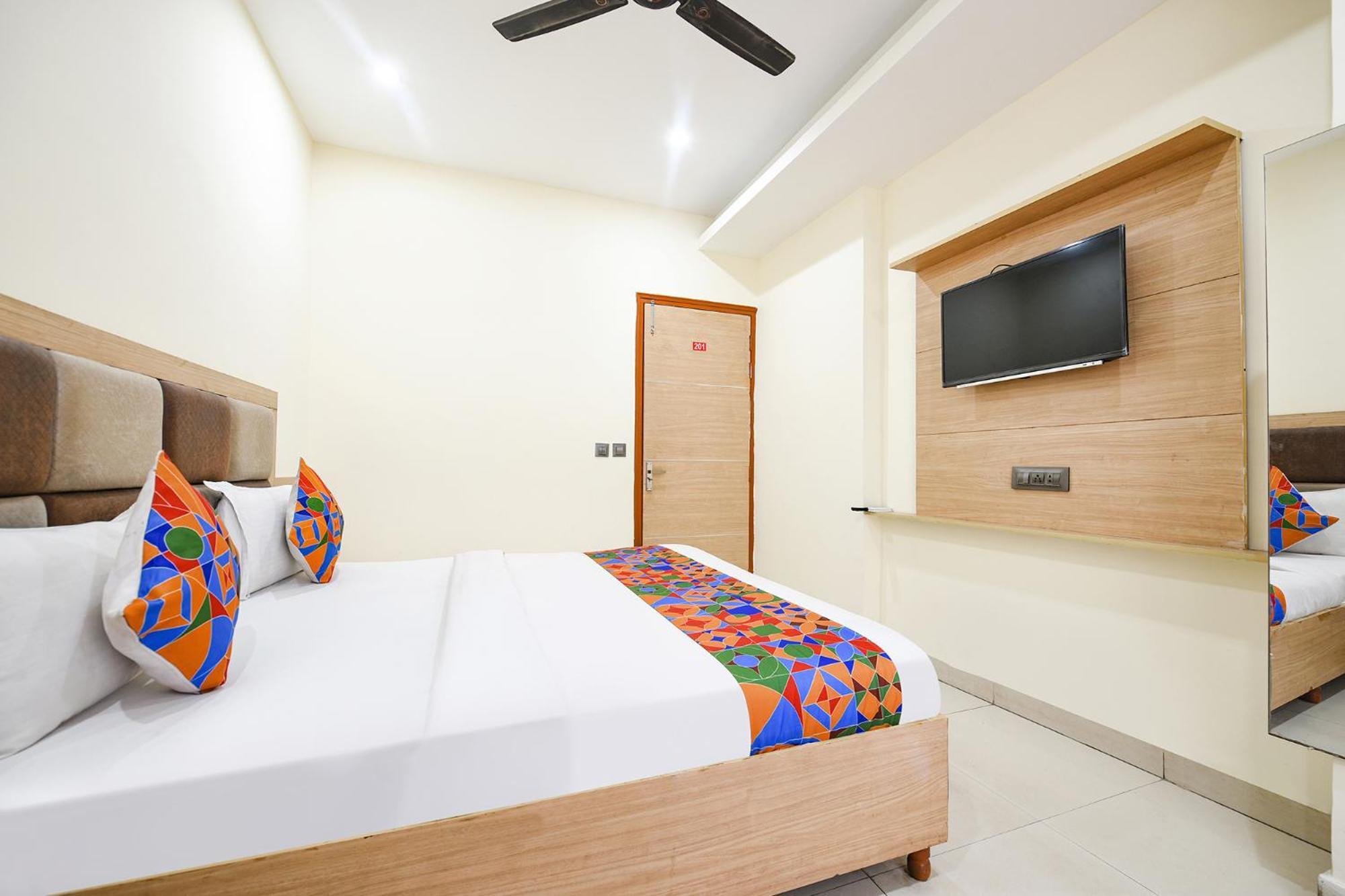 Fabescape Panchkula Motels エクステリア 写真